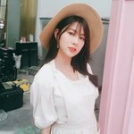 [조언부탁해] 외모 자신감 생기는 방법 알려<b>주</b><b>셈</b>