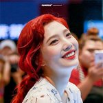 사람 설레게 만드는 <b>리즈</b> 미모