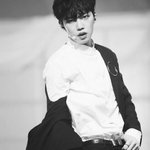 [임영민] 영민이 벨트 잡고 춤추는거