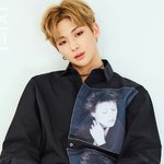 [워너원] 근데 이 옷에 있는 <b>여자</b>분...