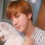 [방탄소년단] <b>석진이</b> 덕에 짱구 사진이 많아졌어