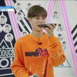 [워너원] 깔창 먹는 <b>대휘</b>