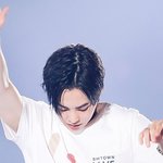 [EXO] 민석이 이 짤 <b>오짐</b>