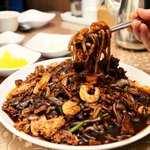 <b>쟁반</b>짜장 <b>쟁반</b>짬뽕 한번가자