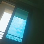 [EXO] 오늘 <b>날씨</b> 조카 좋다 눈부셔서 깬건 처음임