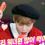 [워너원] 지훈이 <b>베레모</b> 박제시급 ㅠㅠㅠㅠ