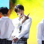 [세븐틴] <b>문준휘</b> ㅠㅠㅠ 그대는 정말 사람인건가