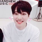 [임영민] 어제 가위앱채팅에서 <b>해외팬</b>한테 들은거