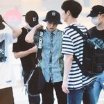 [EXO] 원래 원탑아이돌의 <b>숙명</b>임