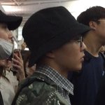 [EXO] 민석이 오늘 <b>공항</b> 초근접짤인데 ㅋㅋ