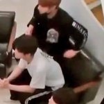 [워너원] 애들 1인 <b>의자</b>에 낑겨 앉는 거 개귀여워