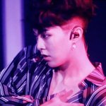 [시우민] 웅녀들 <b>심호흡</b> 하고 들어와 (시우민)