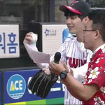 [뉴이스트] JR<b>시구</b>