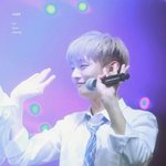 [윤지성] 워너원<b>지성</b>아 데뷔축하해
