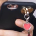 [댓글부탁해] 얘더라 <b>이런</b> <b>폰</b>케이스 어디서 팔아???