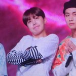 [방탄소년단] 와 근데 <b>피땀</b>이 나온지 1년이 다 되어가는데