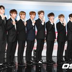 [워너원] 왜 성우만 흰<b>양말</b> 줬냐ㅋㅋㅋㅋㅋㅋ