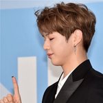 [워너원] 파리마<b>저도</b> 스윗한 눈으로 바라보네