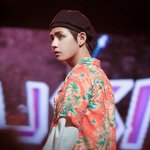 [방탄소년단] <b>주황</b>셔츠