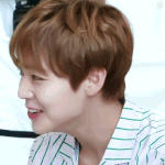 [EXO] 모든 게 <b>용서</b>될 것 같은 지훈이 웃는 모습