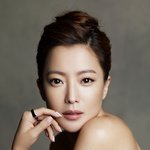 지적이고 <b>품위</b>있는 김희선 스타일링