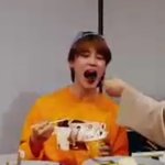 [방탄소년단] 방피디님 <b>생신</b>이시래 지민아