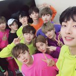 [<b>워너원</b>] 윤지성이 진짜 셀카를 잘찍는게(슴0)