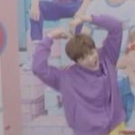 [강다니엘] 요하이 먹고 있는데 존맛임