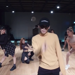 [<b>위너</b>] <b>위너</b> 백댄서 옷 나만 좀 그런가