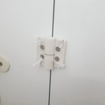 [댓글부탁해] 공중화장실 구멍 많이 보임?