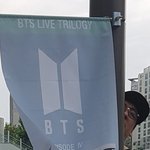 [방탄소년단] 아까 사진이 없어서 못넣었었는데
