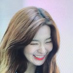 바로 앞에서 보는 슬기 허리 웨이브 ㅎㄷㄷ