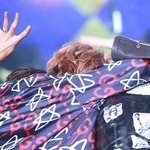 [EXO] 백현이 <b>엄지</b>손가락까지!!