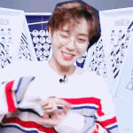 [EXO] 근데 박<b>윙크</b> 얼굴 ㄹㅇ 신기한게