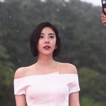 손담비 어깨라인은 이쁜거 인정