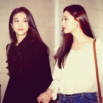 김옥빈과 서지혜 두 <b>미녀</b>들의 다정한 모습