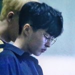 [시우민] 시우민이 팬싸에서 웃음을 잃었던 순.간.....