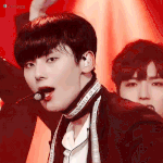 [황민현] <b>미녀</b>단 홧팅홧팅