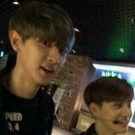 [EXO] 잘생겼다는말도 <b>지침</b>
