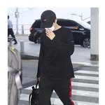 가려도 빛난다 !!! <b>수호</b>의 공항패션~