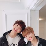 [댓글부탁해] 아이돌 수록곡중에 명곡 추천하고가
