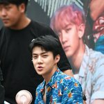 [세훈] 170813 <b>신촌</b> 팬사인회 고화질4