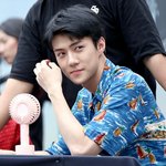 [세훈] 170813 <b>신촌</b> 팬사인회 고화질8