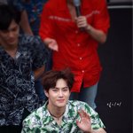 [EXO] 이 사진 약간
