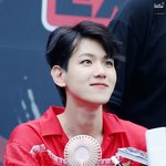 [백현] 백현이의 눈빛<b>어택</b> 팬싸 ㅠ