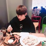 [워너원] 박우진 이 사진말야..