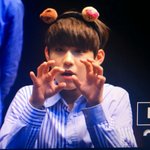 [박우진] <b>우진</b>아 너 약간 그 호냥이야?