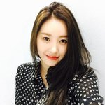 여자 애들이 나 이상하게 쳐다볼거 같아..