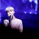 [윤지성] <b>지성</b>이 사진좀ㅠ