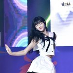 오마이걸 <b>유아</b> 사진 몇장 투척
